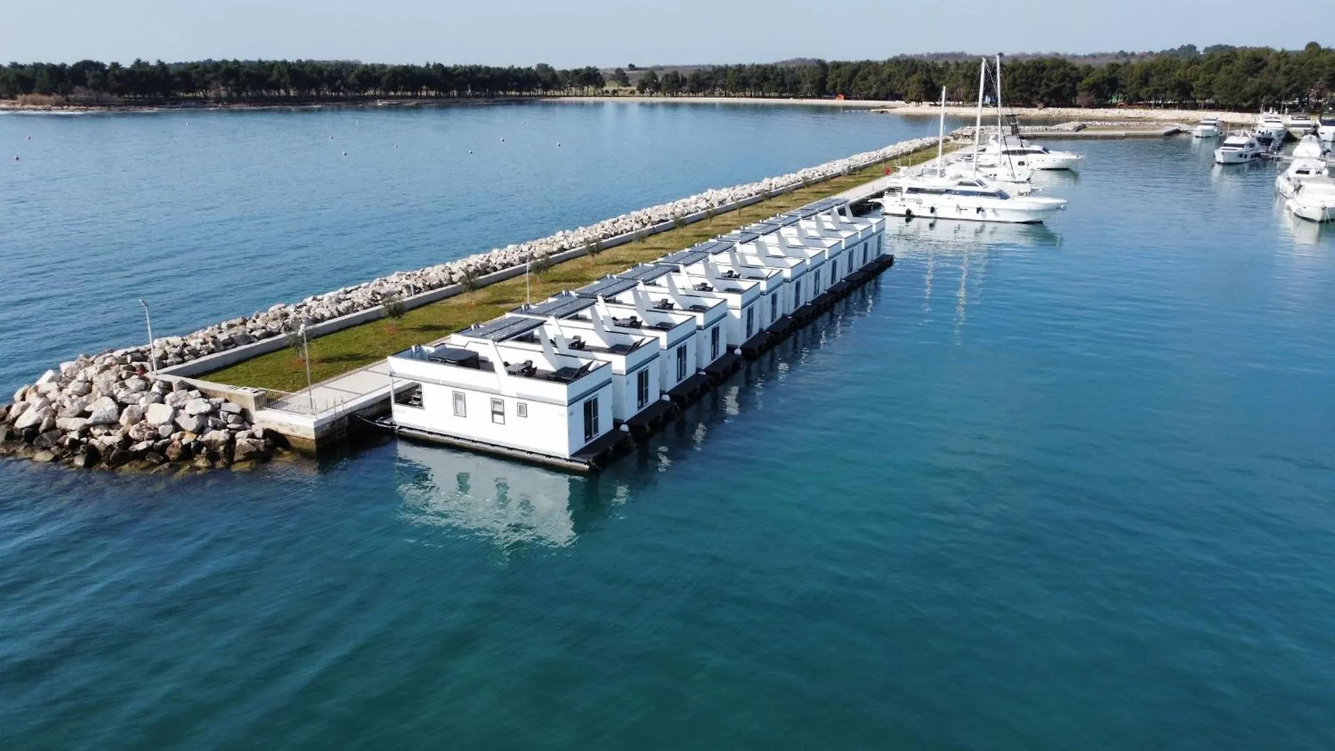 Sea Lodges Cittanova Novigrad Istria 度假居